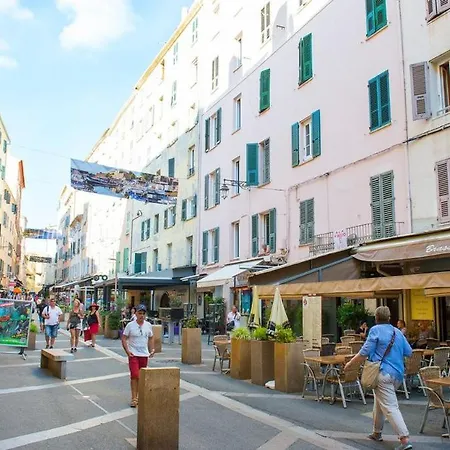 Cosy & Charm Ajaccio Centre Apartment *